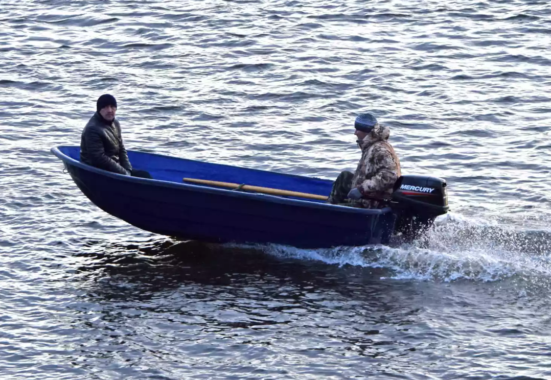 Стеклопластиковая лодка Neman-340 (тримаран) в Якутске