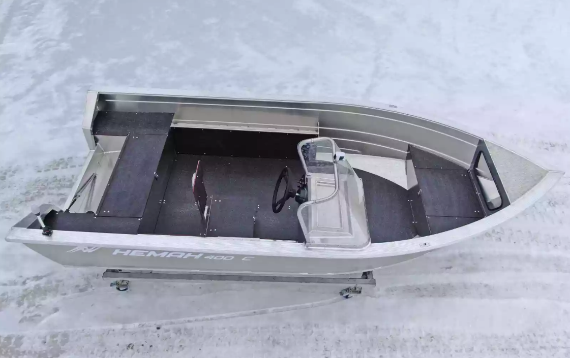 Алюминиевая лодка Неман-400 С в Якутске