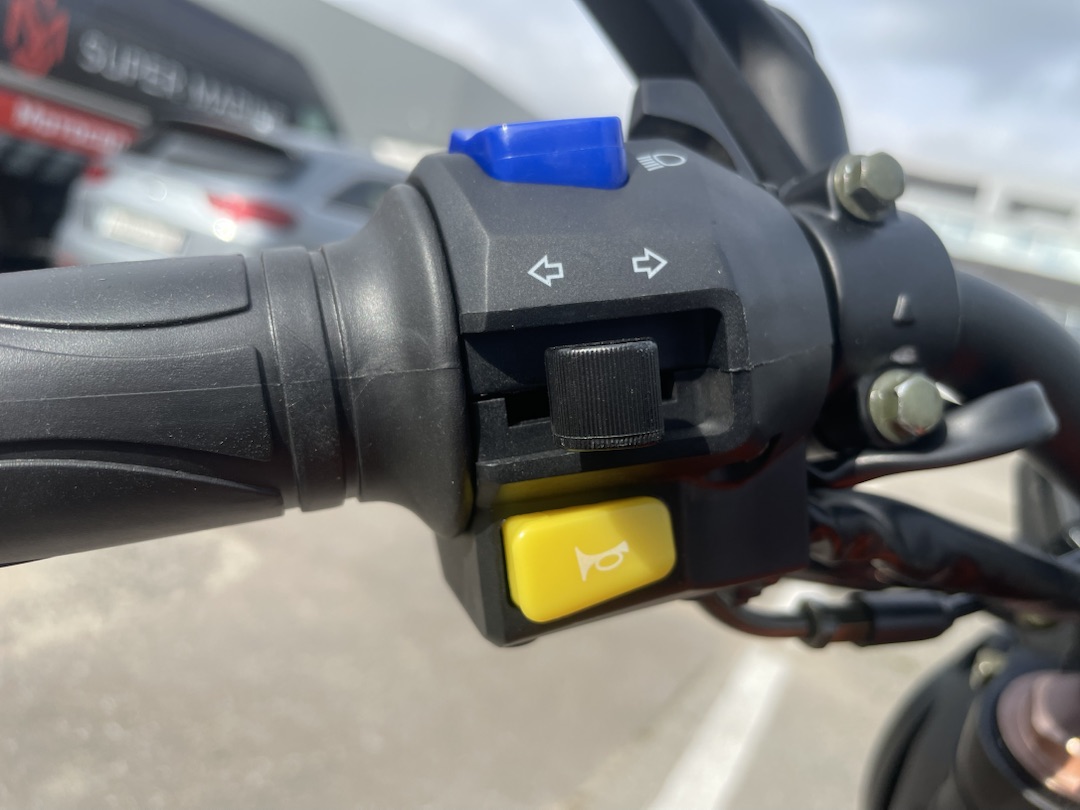 Мопед PROMAX CB150R (49) в Якутске