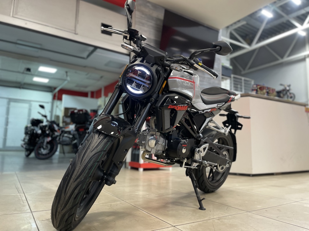 Мопед PROMAX CB150R (49) в Якутске
