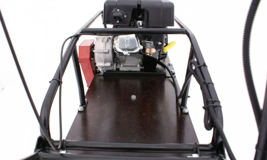 Мотобуксировщик БТС «МАЛЕК» 380/7 БЕЗ э/зап. Б/У в Якутске