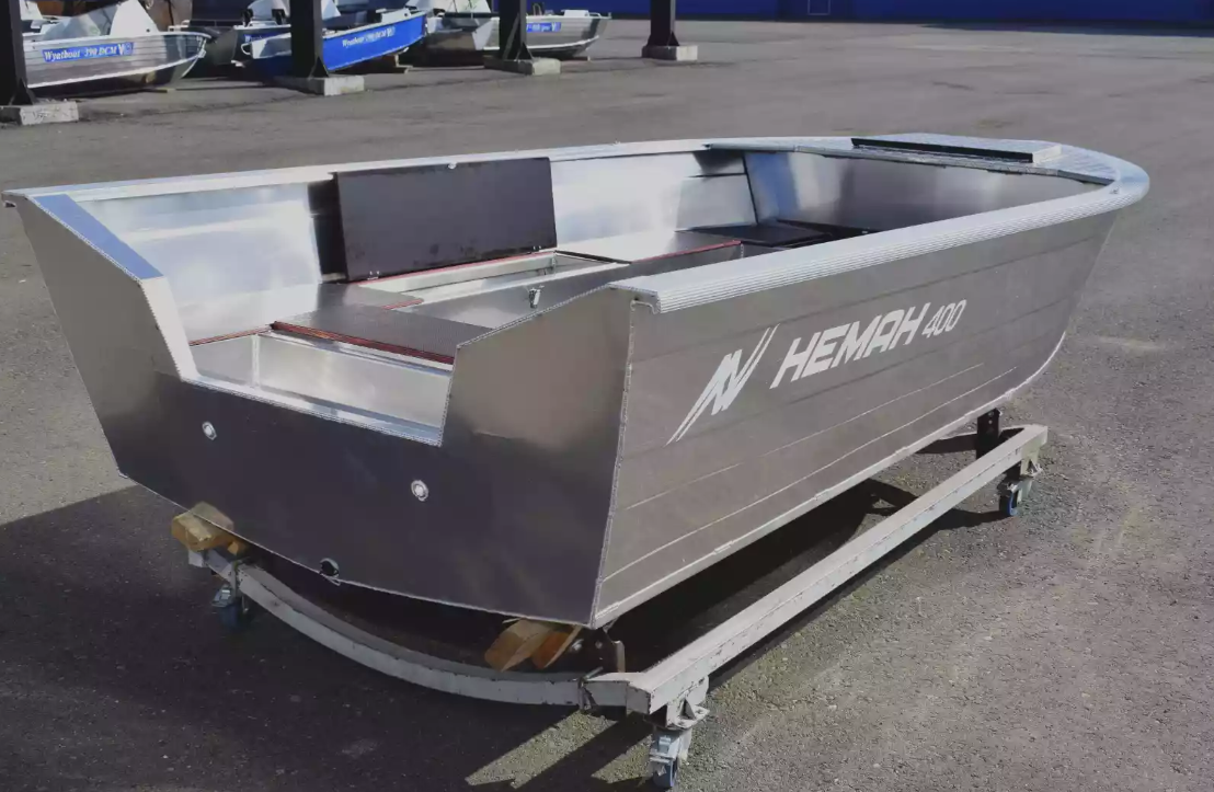 Алюминиевая лодка Неман-400 Р PRO в Якутске