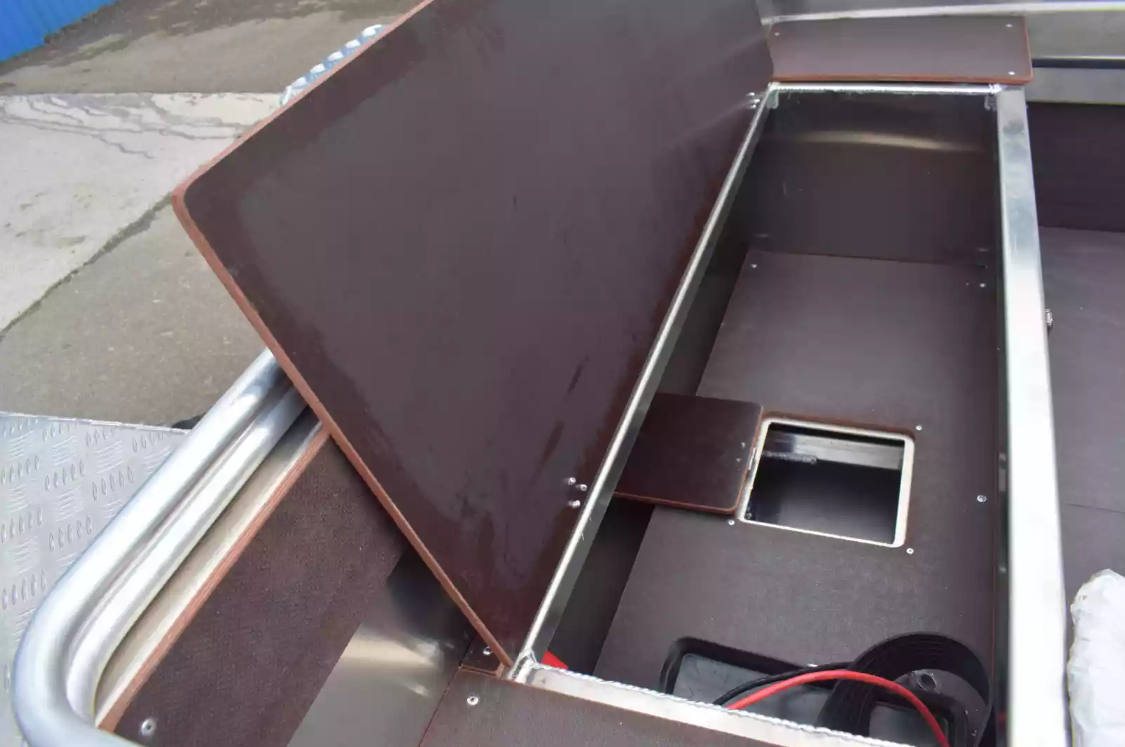 Алюминиевая лодка  Неман-400 DCM NEW в Якутске