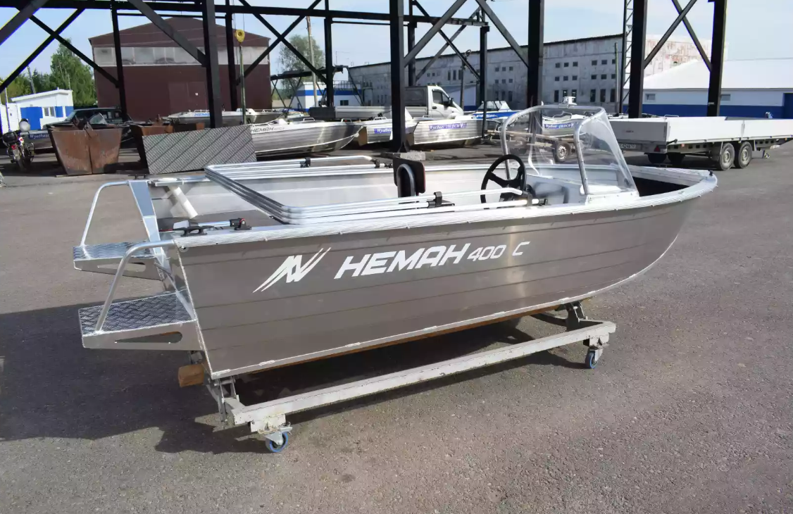 Алюминиевая лодка Неман-400 С в Якутске