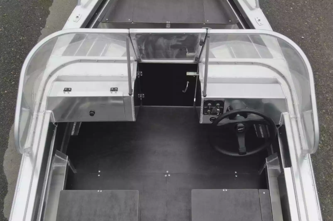 Алюминиевая лодка  Neman-400 DC в Якутске