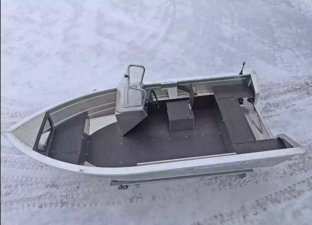 Алюминиевая лодка Неман-400 С в Якутске