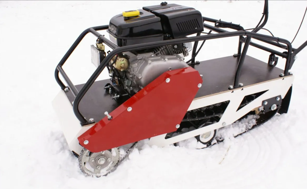 Мотобуксировщик БТС «МАЛЕК» 380/7 БЕЗ э/зап. Б/У в Якутске