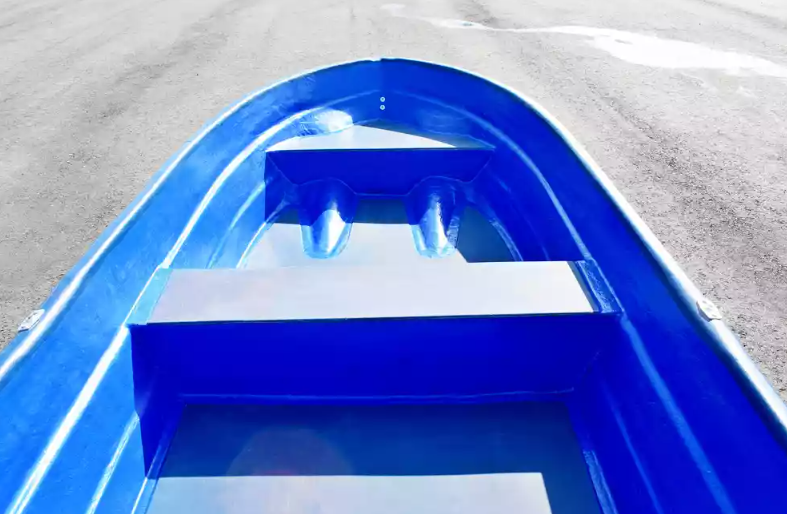 Стеклопластиковая лодка Neman-340 (тримаран) в Якутске