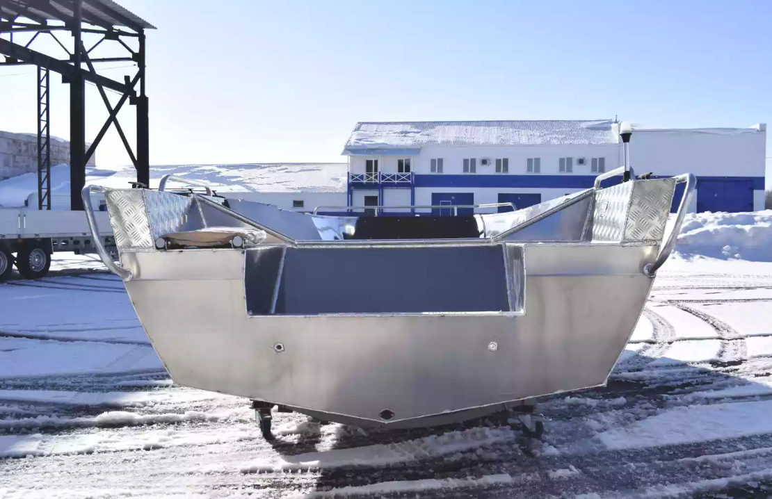Алюминиевая лодка Неман-500 P в Якутске