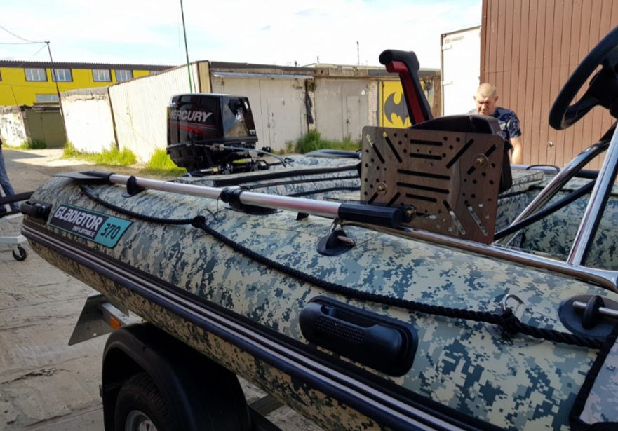 НАДУВНАЯ ЛОДКА GLADIATOR C370AL в Якутске