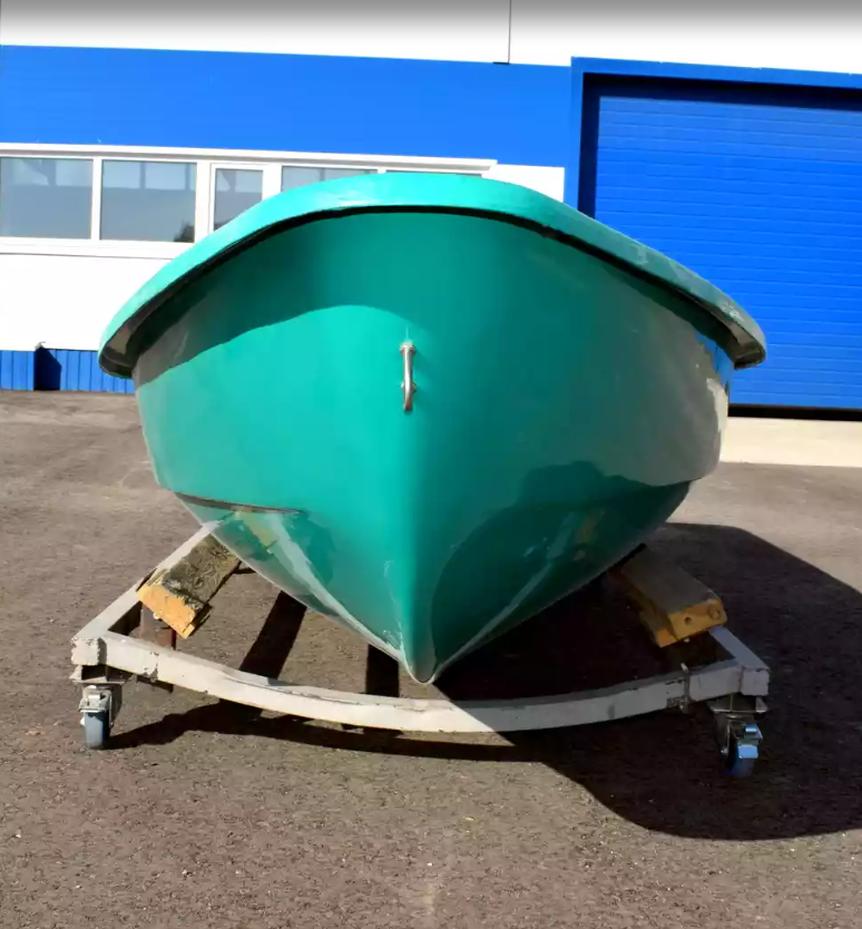 Стеклопластиковая Лодка Голавль в Якутске