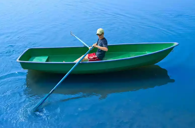 Стеклопластиковая Лодка Голавль в Якутске