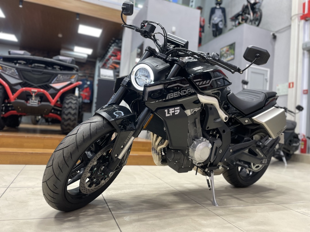 Мотоцикл Benda LFS 700 в Якутске