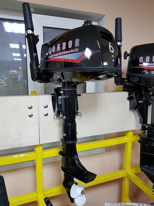 Лодочный мотор Condor T6HS без бака 12 л. в Якутске