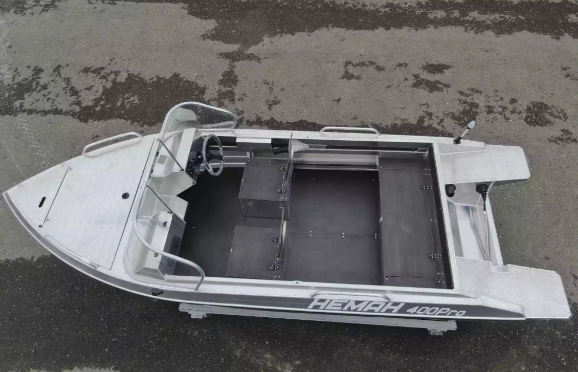 Алюминиевая лодка  Neman-400 PRO в Якутске