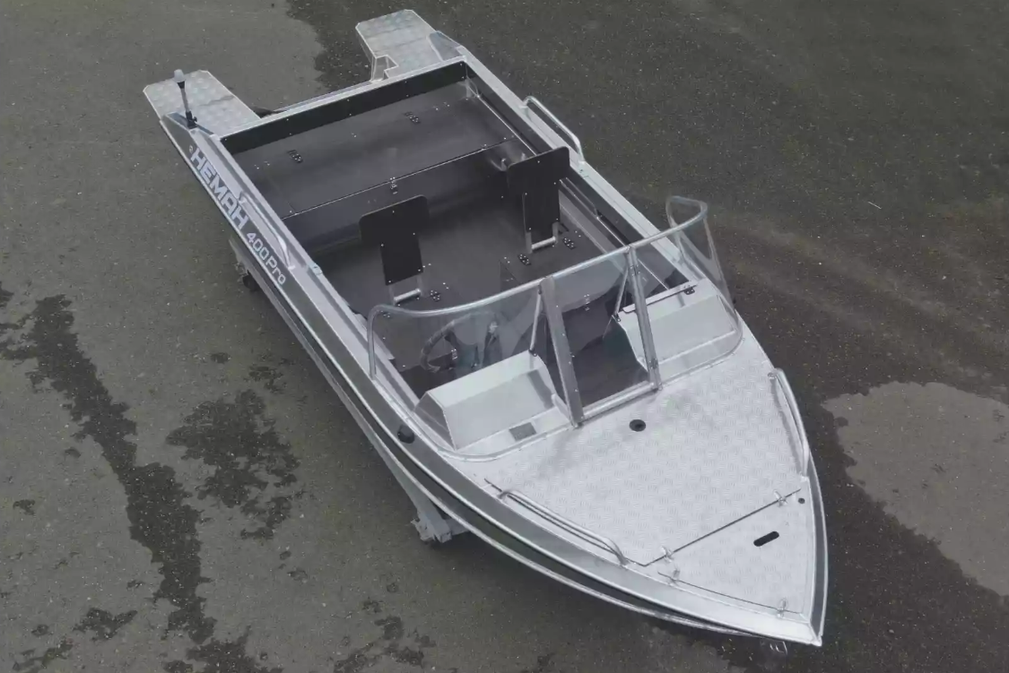 Алюминиевая лодка  Neman-400 PRO в Якутске