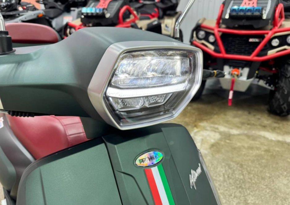 Скутер PROMAX Miami 240 (49) в Якутске