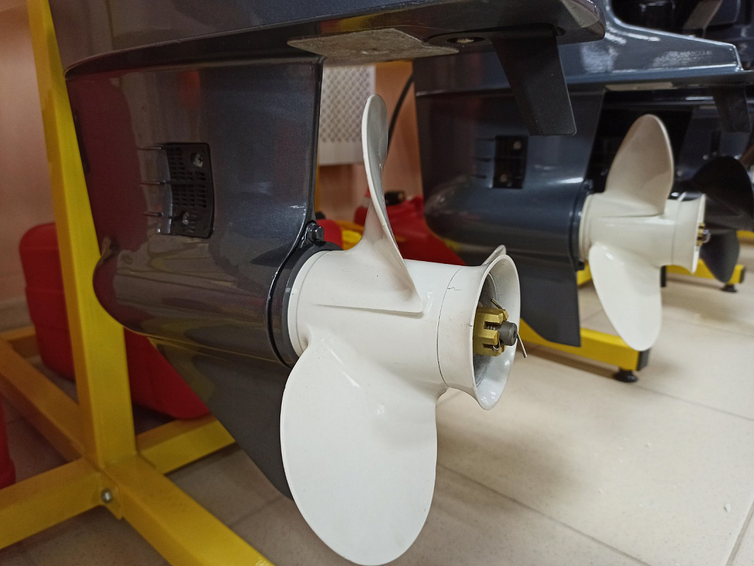 Лодочный мотор BREEZE T30S (2х тактный) в Якутске