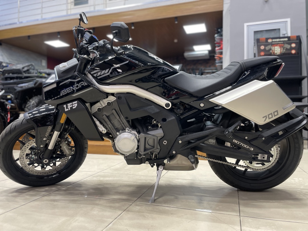 Мотоцикл Benda LFS 700 в Якутске