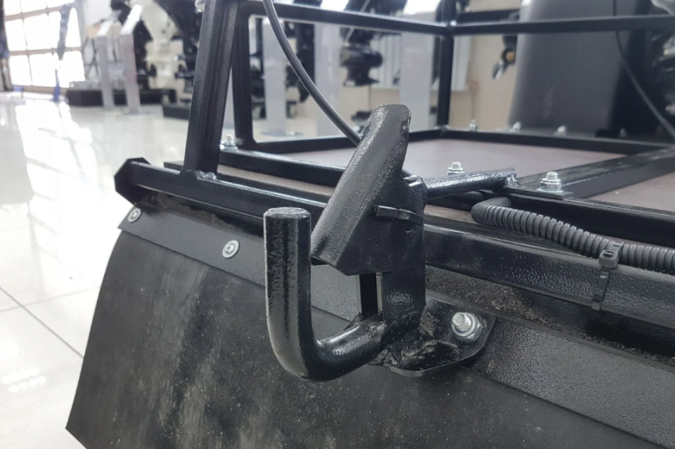 Мотобуксировщик PAXUS 650 AVANT 13 л.с. HONDA в Якутске