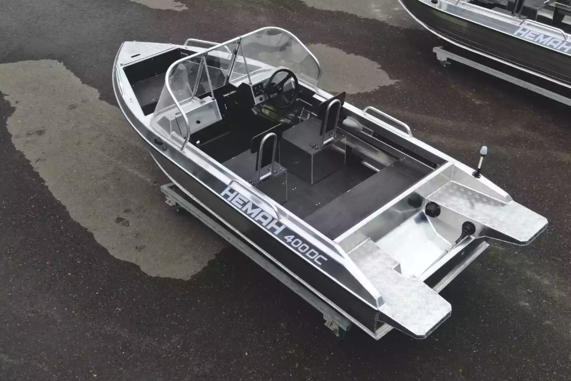 Алюминиевая лодка  Neman-400 DC в Якутске