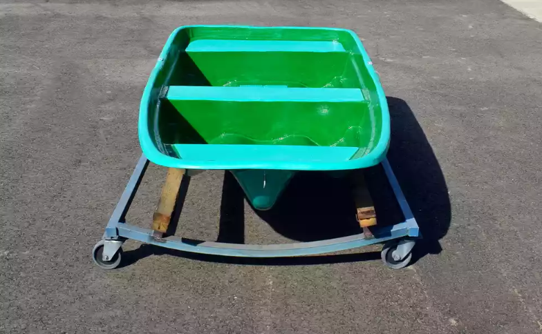 Стеклопластиковая лодка Старт (тримаран) в Якутске