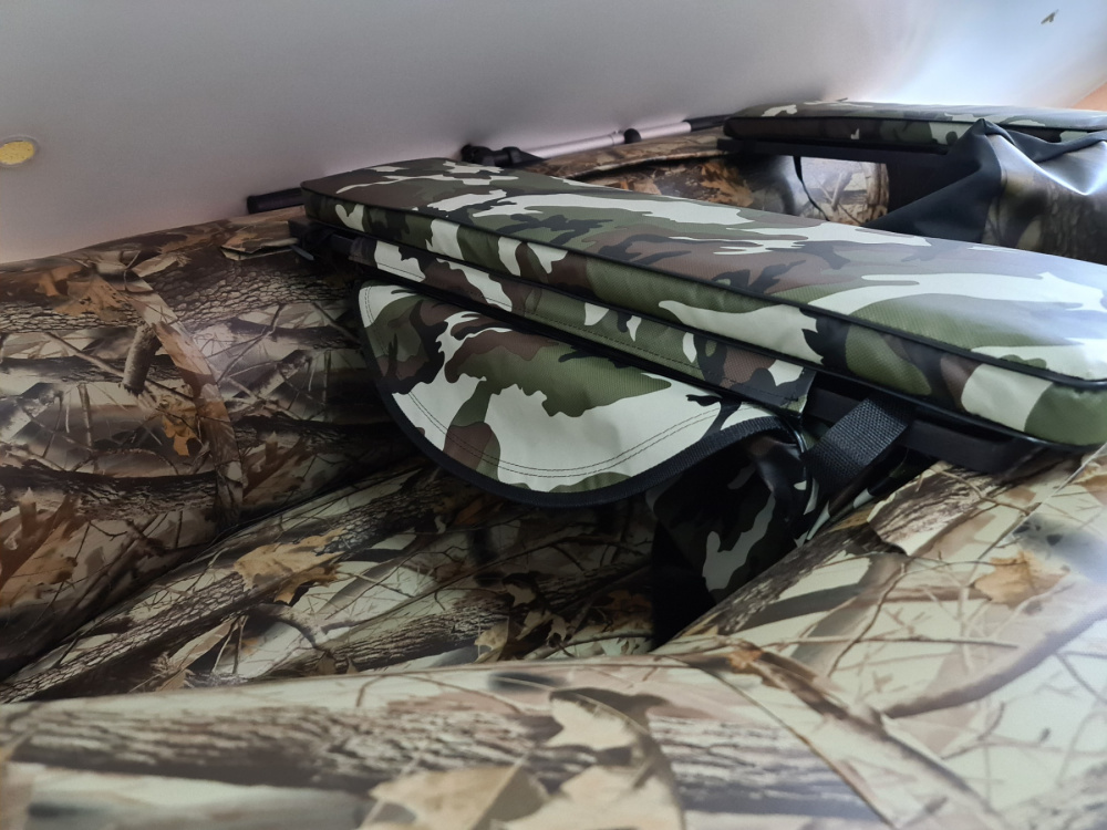 КОМПЛЕКТ МЯГКИХ НАКЛАДОК С СУМКОЙ ДЛЯ ЛОДОК 80Х20 КАМУФЛЯЖ в Якутске