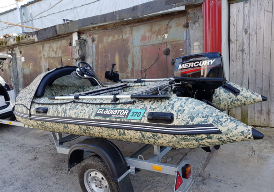 НАДУВНАЯ ЛОДКА GLADIATOR C370AL в Якутске