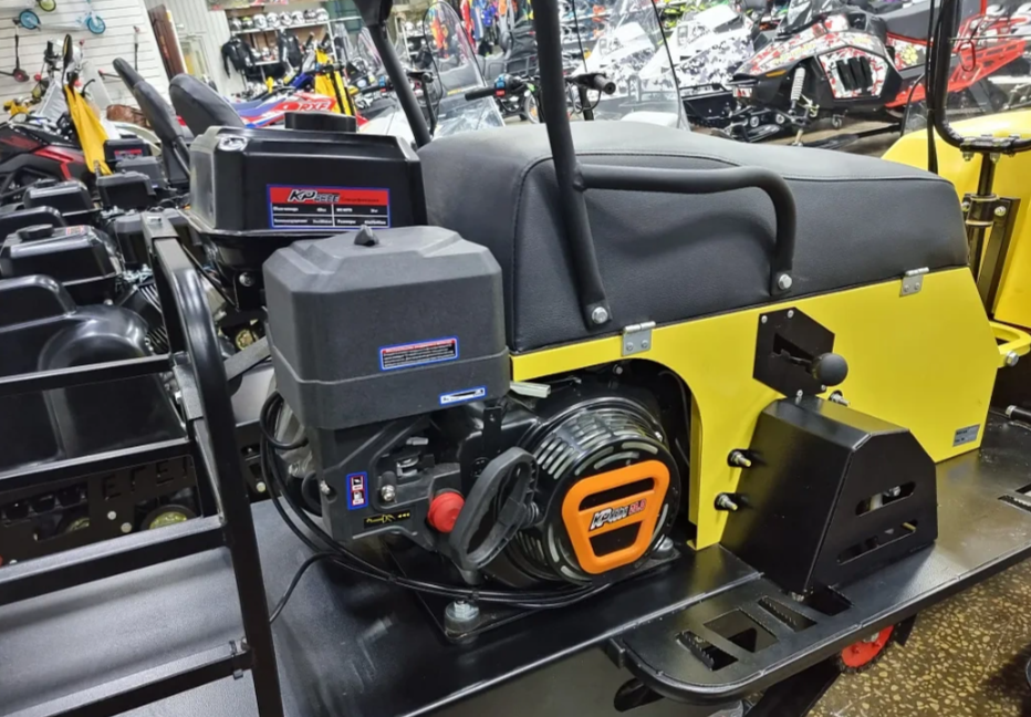 Миниснегоход Бурлак-М Егерь Стандарт SPORT 20 л.с. с эл.зап. в Якутске