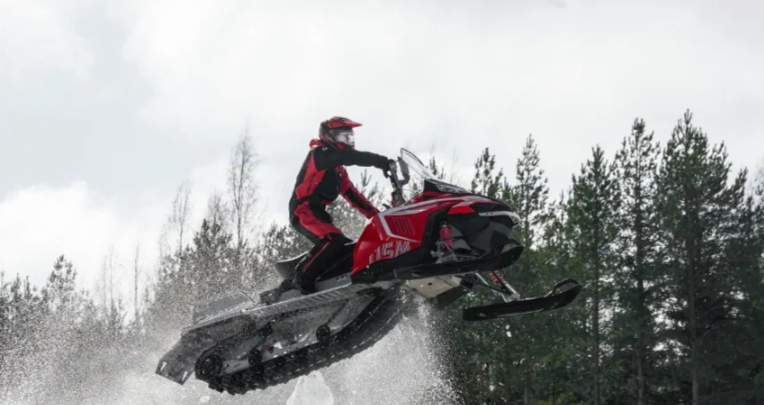 Снегоход OSM SM1000 в Якутске