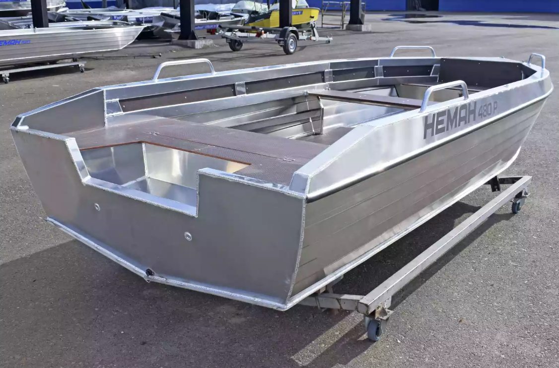 Алюминиевая лодка  Неман-480 Р в Якутске