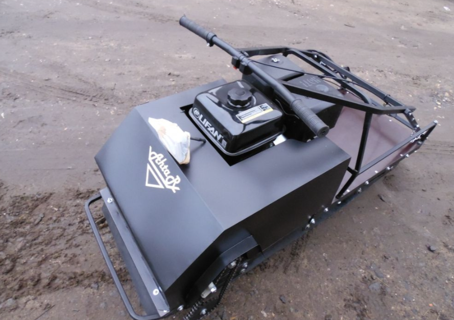 Мотобуксировщик AhtaR Зима 15 л/с с вариатором в Якутске