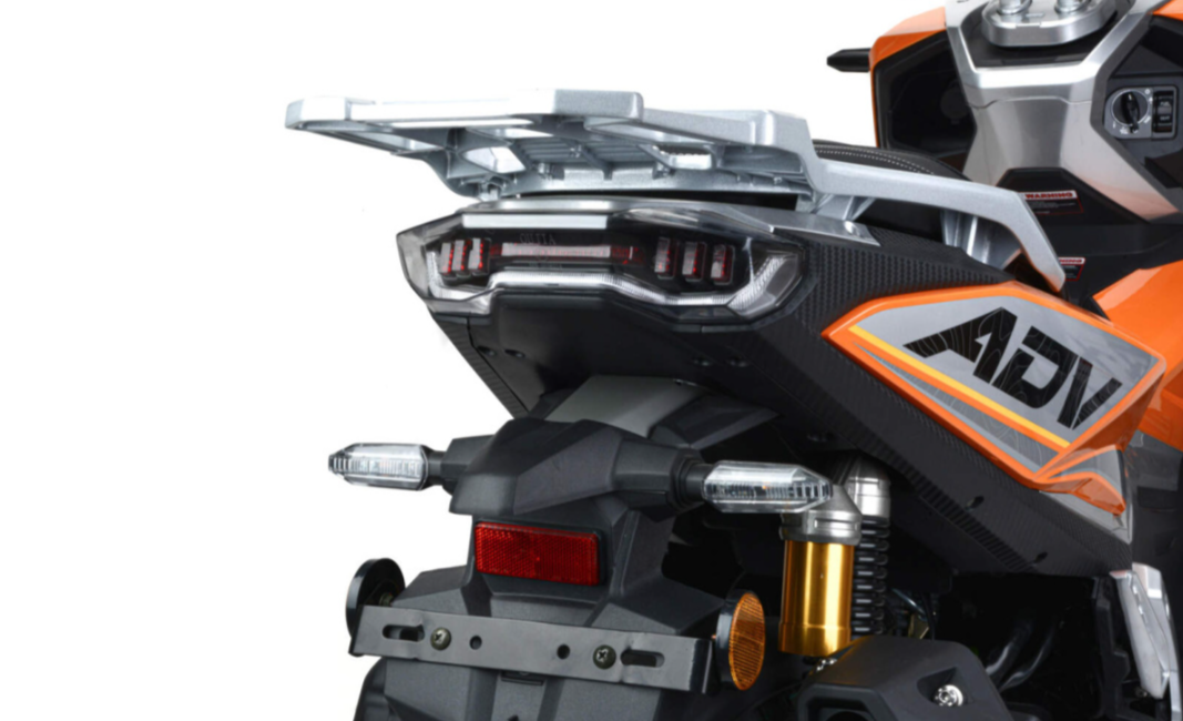 Скутер MOTOLAND (МОТОЛЕНД) T-MAX 150 в Якутске