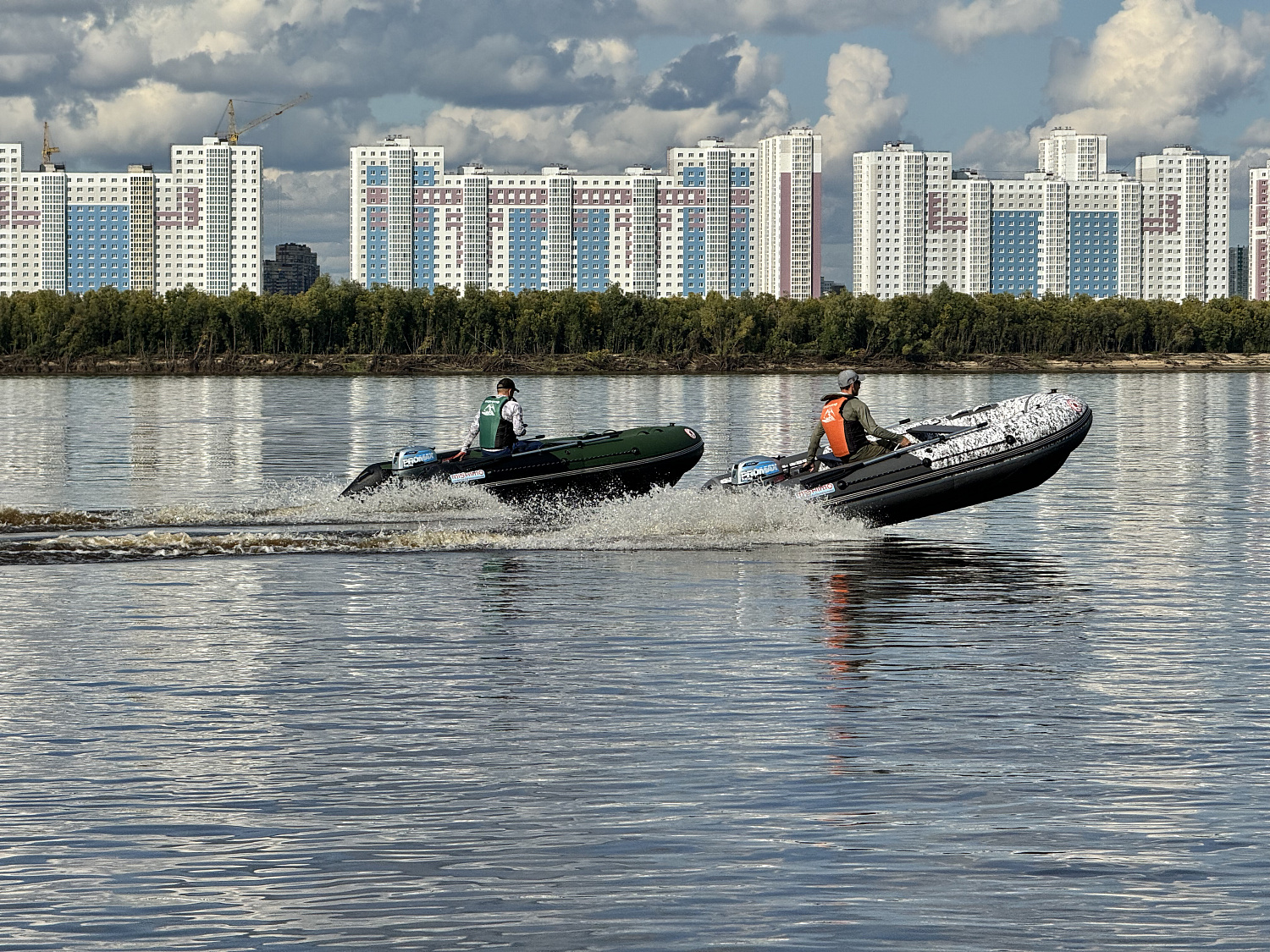 Лодка MISHIMO BIG FLOOR 440 в Якутске