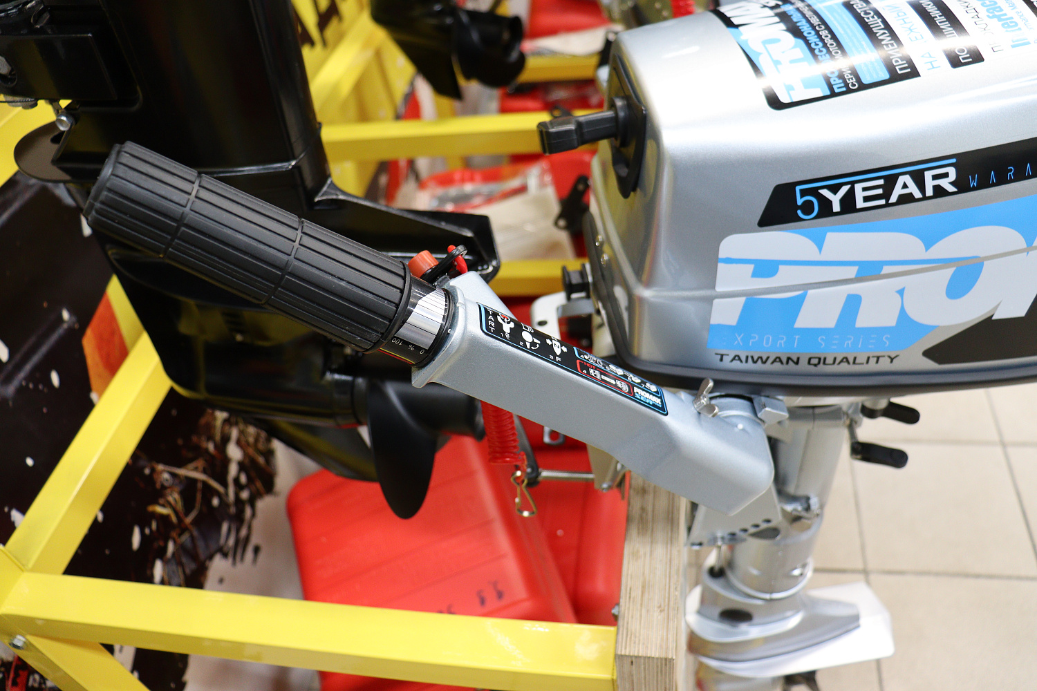 Лодочный мотор PROMAX SP5FHS (внешний бак 12 л) в Якутске