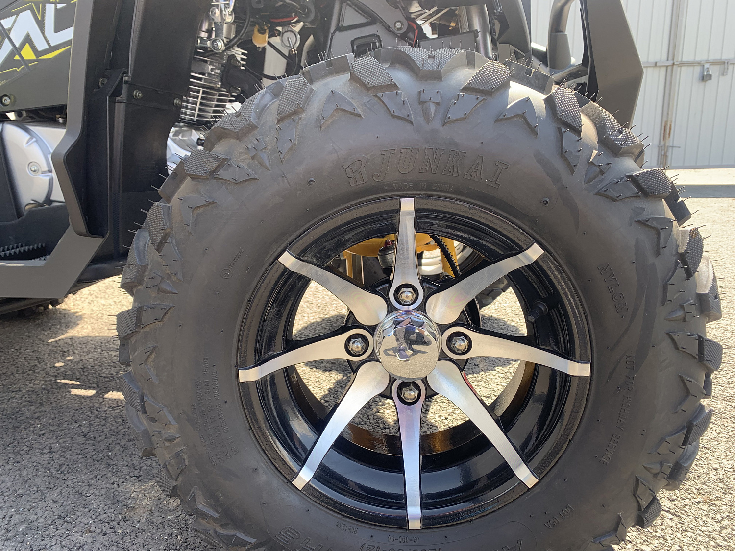 Квадроцикл PROMAX TAURUS 300 MAX-PRO в Якутске