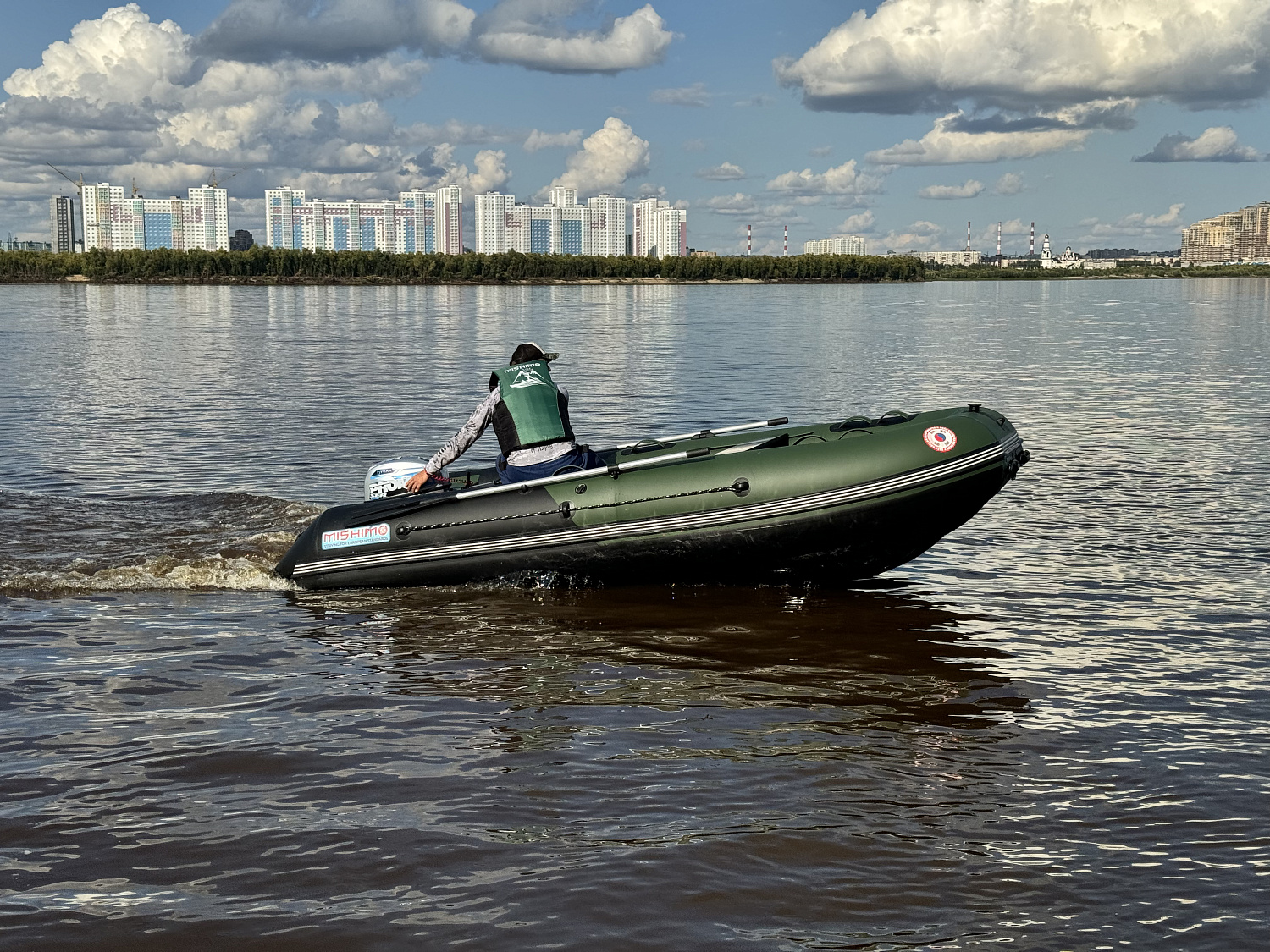 Лодка MISHIMO BIG FLOOR 400 в Якутске