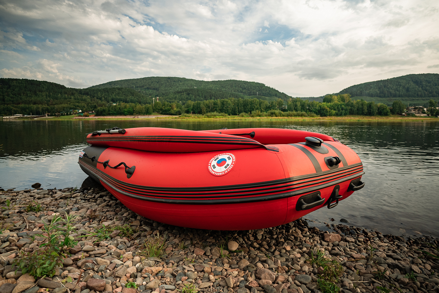 Лодка MISHIMO RIVER FJET PRO 410  под водомет в Якутске