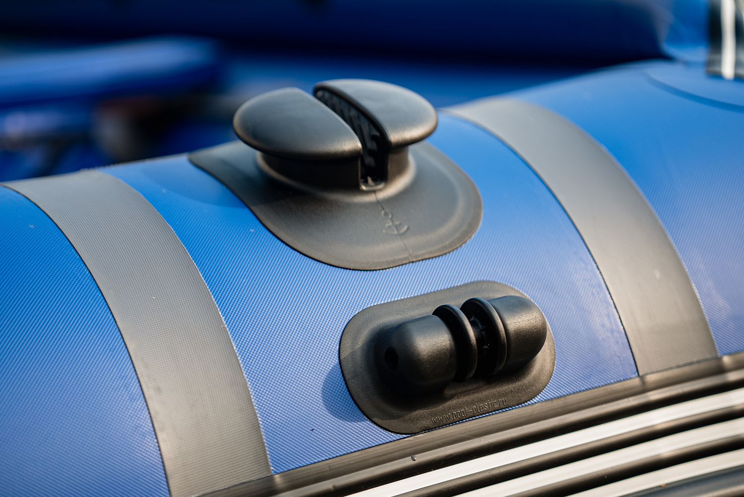 Лодка MISHIMO RIVER FJET PRO 410  под водомет в Якутске