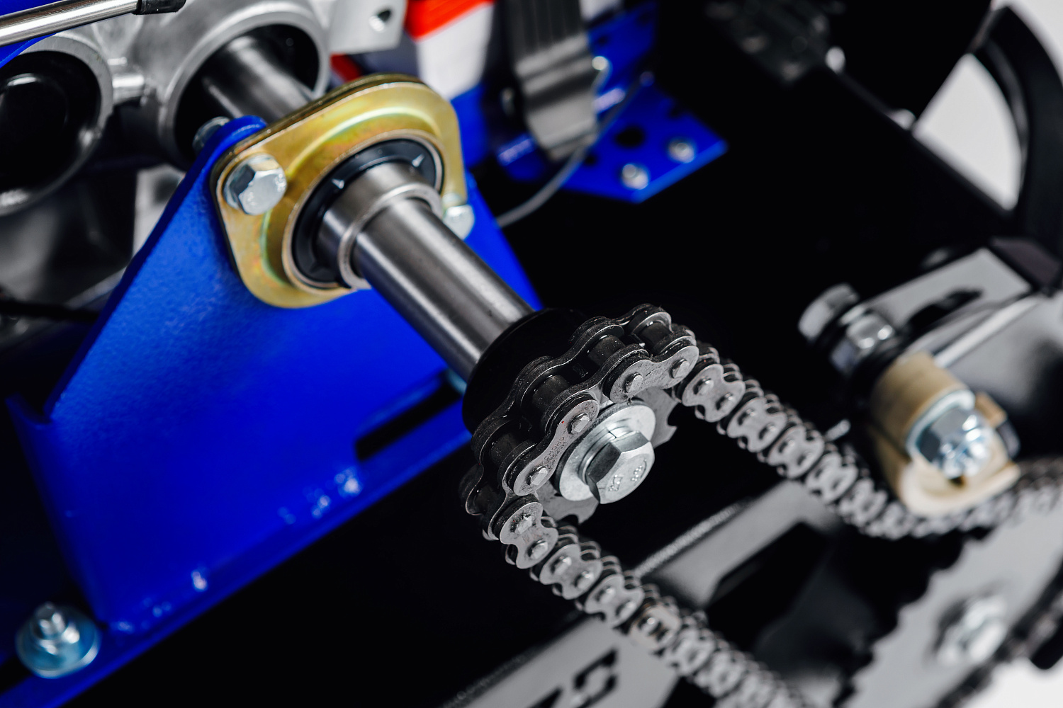 МОТОБУКСИРОВЩИК IKUDZO LONG 2.0 1700/500 EKR19 в Якутске