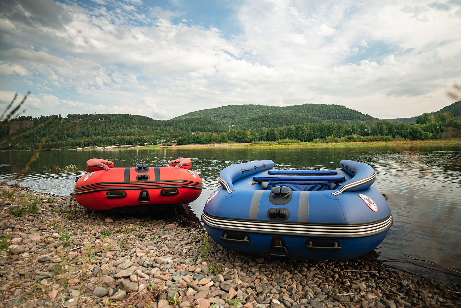 Лодка MISHIMO RIVER FJET PRO 410  под водомет в Якутске