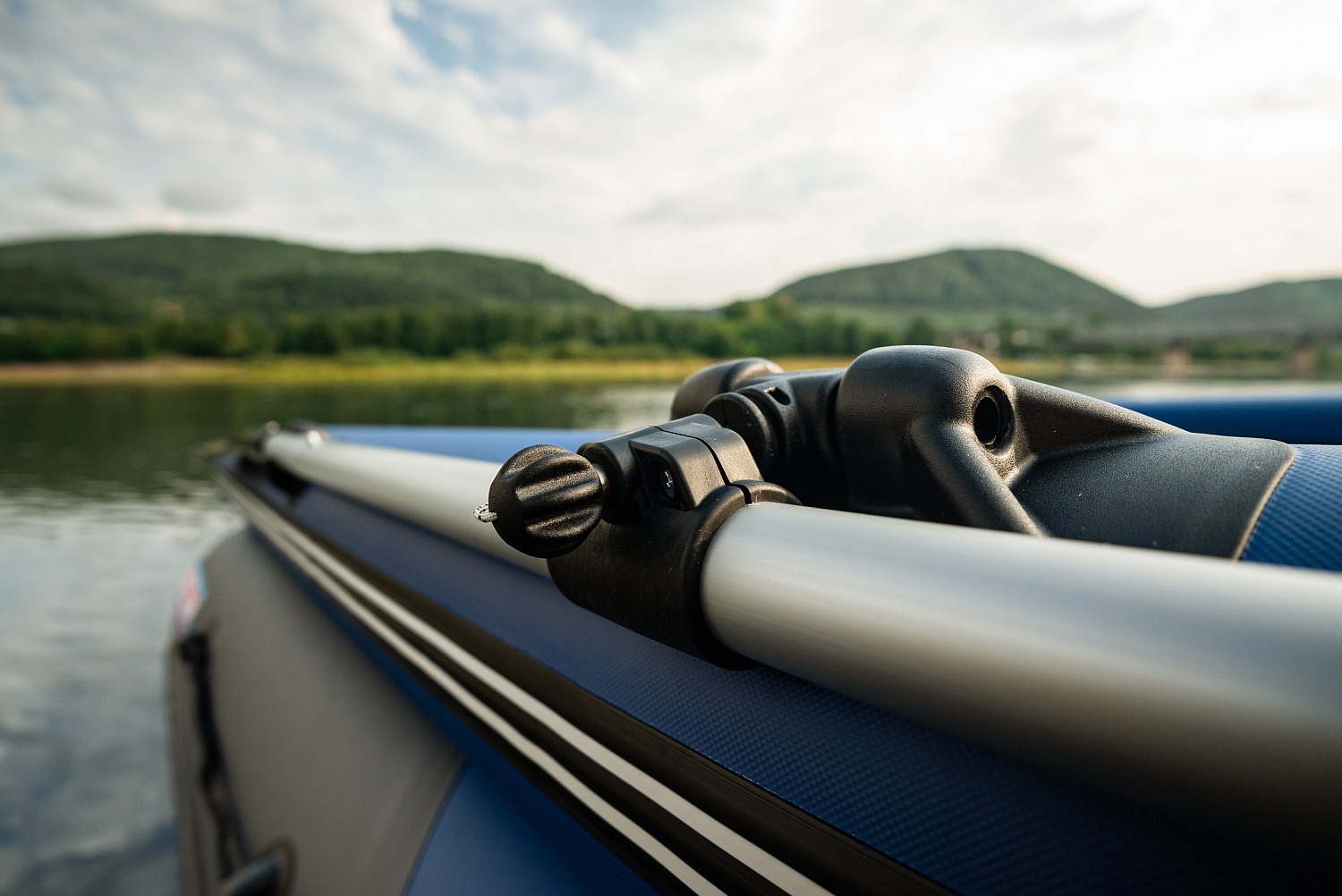 Лодка MISHIMO RIVER FJET PRO 410  под водомет в Якутске