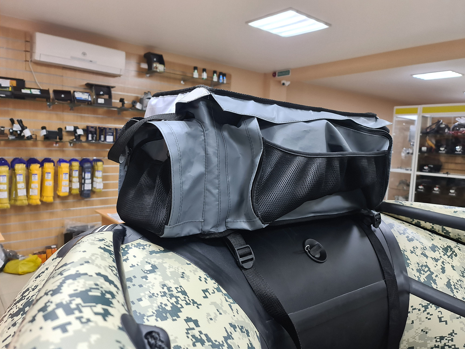 СУМКА ЛЮКС НА БАЛЛОН ДЛЯ ЛОДОК ПВХ 50Х25Х25 СМ в Якутске